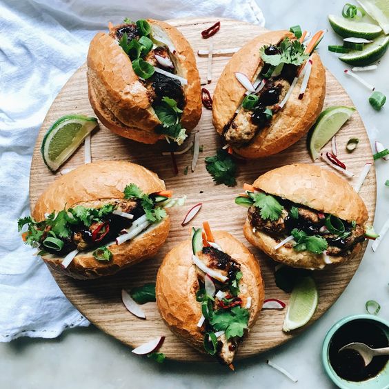 Banh mi (veg option available)